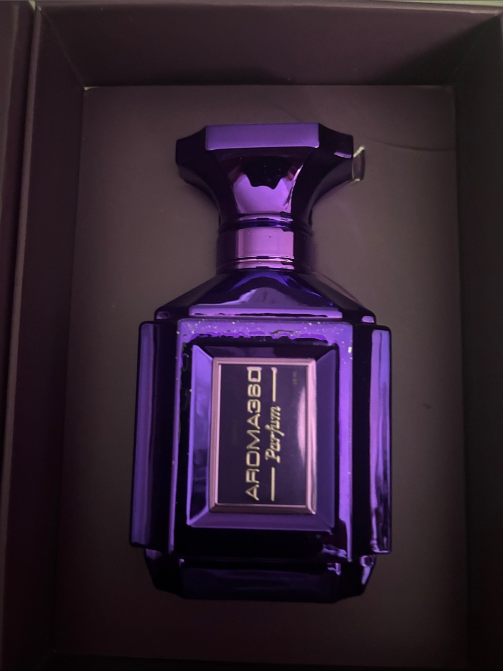 Aroma360 Purple Parfum – Elegant Home Fragrance - Picture 2 of 3